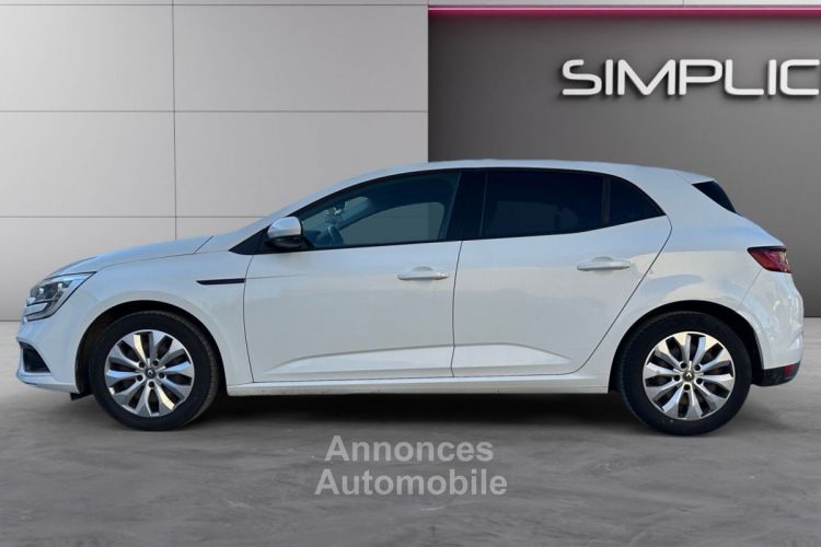 Renault Megane IV BERLINE 1.2 TCe 100ch Energy Life - ECRAN TACTILE CARPLAY CAMERA DE RECUL - <small></small> 8.990 € <small>TTC</small> - #9