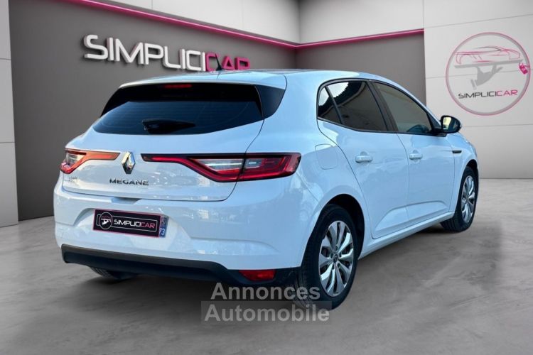 Renault Megane IV BERLINE 1.2 TCe 100ch Energy Life - ECRAN TACTILE CARPLAY CAMERA DE RECUL - <small></small> 8.990 € <small>TTC</small> - #14