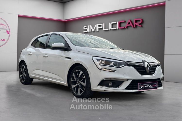 Renault Megane IV BERLINE 1.5 dCi 90 ch Energy Life - <small></small> 8.390 € <small>TTC</small> - #1