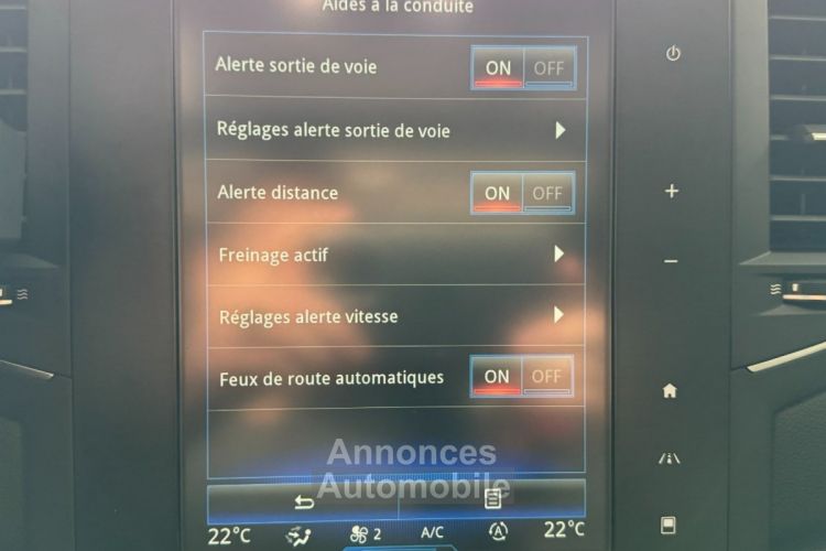 Renault Megane iv berline akajou intens 1.2 tce 130 ch edc full options toit ouvrant bose - <small></small> 15.490 € <small>TTC</small> - #19