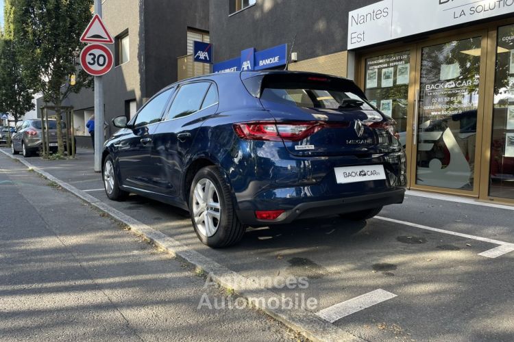 Renault Megane IV BERLINE Blue dCi 115 - 20 Business - <small></small> 14.490 € <small>TTC</small> - #6