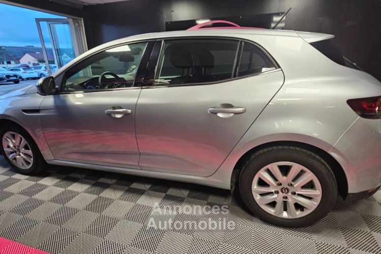 Renault Megane IV BERLINE Blue dCi 115 Business - <small></small> 15.490 € <small>TTC</small> - #2