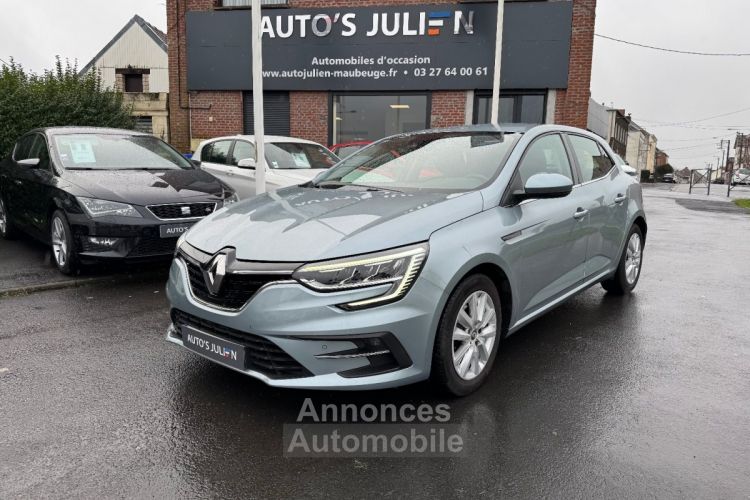 Renault Megane IV BERLINE Blue dCi 115 Business - <small></small> 13.490 € <small>TTC</small> - #1