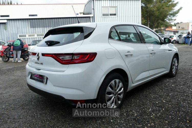 Renault Megane IV BERLINE BUSINESS dCi 110 Energy Business - <small></small> 10.990 € <small>TTC</small> - #6