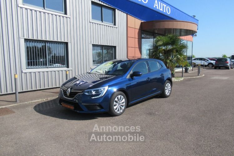 Renault Megane IV BERLINE BUSINESS dCi 95 Business - <small></small> 14.580 € <small>TTC</small> - #1