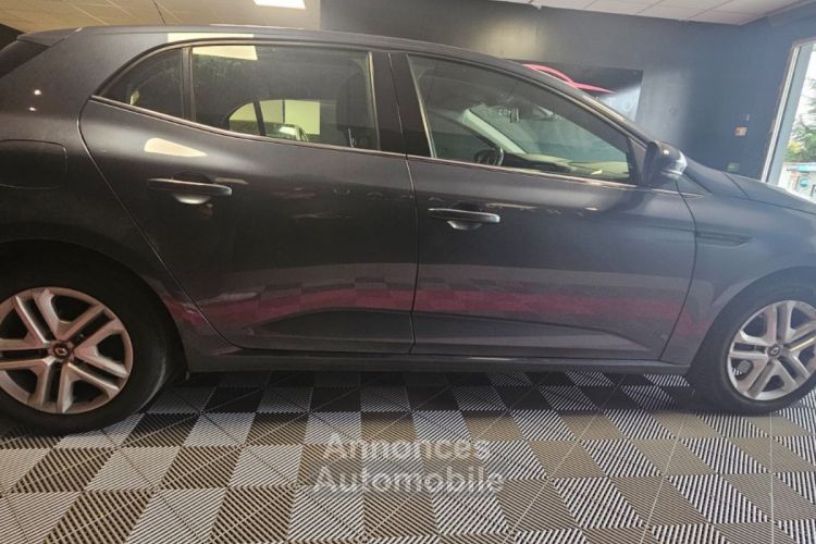 Renault Megane IV BERLINE BUSINESS lue dCi 95 Business - <small></small> 11.990 € <small>TTC</small> - #6