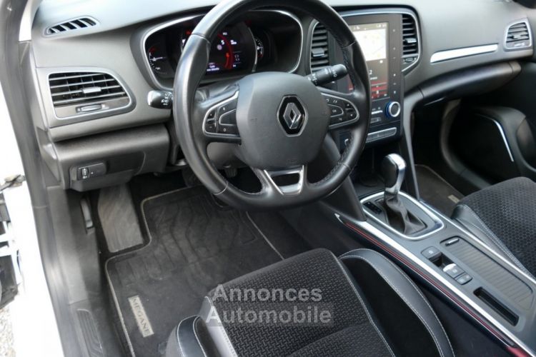 Renault Megane IV BERLINE IV 1.2 TCE 130 Ch INTENS EDC - <small></small> 14.990 € <small>TTC</small> - #18