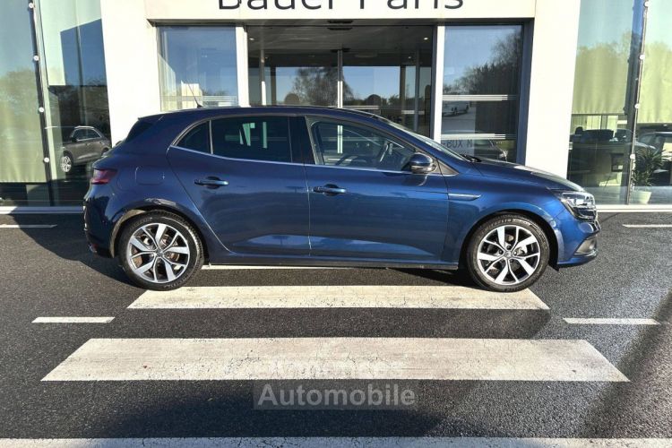 Renault Megane IV BERLINE Mégane IV Berline TCe 130 Energy EDC Intens - <small></small> 15.980 € <small>TTC</small> - #2