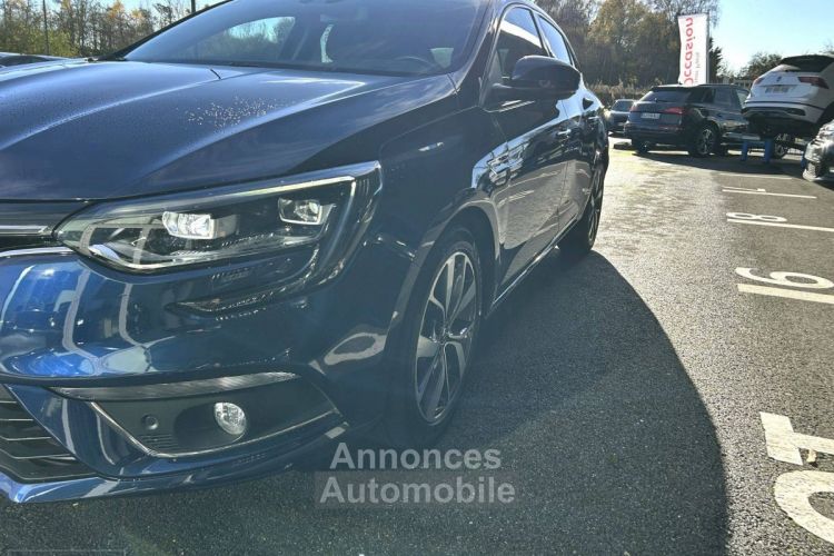 Renault Megane IV BERLINE Mégane IV Berline TCe 130 Energy EDC Intens - <small></small> 15.980 € <small>TTC</small> - #30