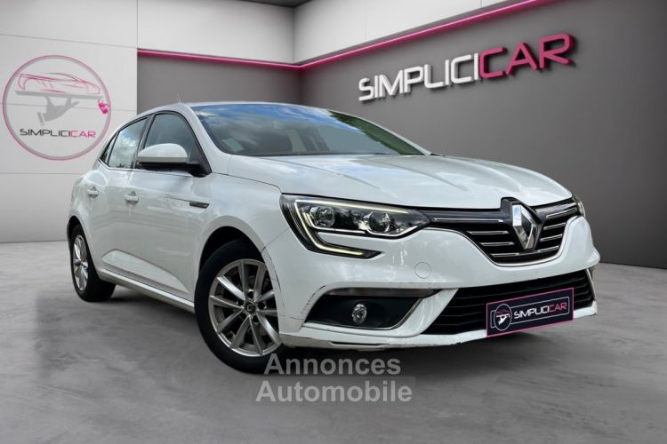 Renault Megane IV BERLINE TCe 130 Energy Zen CARPLAY/RADAR/JA/GARANTIE 12 MOIS - <small></small> 11.490 € <small>TTC</small> - #1