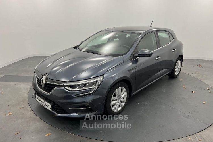 Renault Megane IV Berline TCe 140 EDC FAP - 20 Business - <small></small> 17.900 € <small>TTC</small> - #1