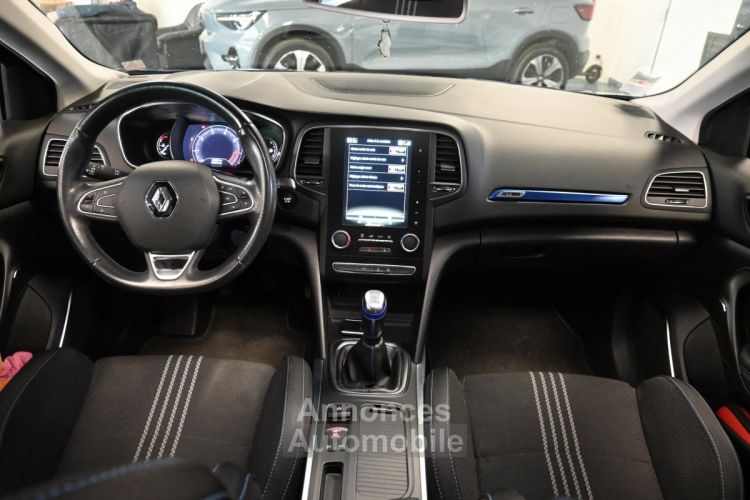 Renault Megane IV BERLINE TCe 140 GT-Line - <small></small> 15.996 € <small>TTC</small> - #10