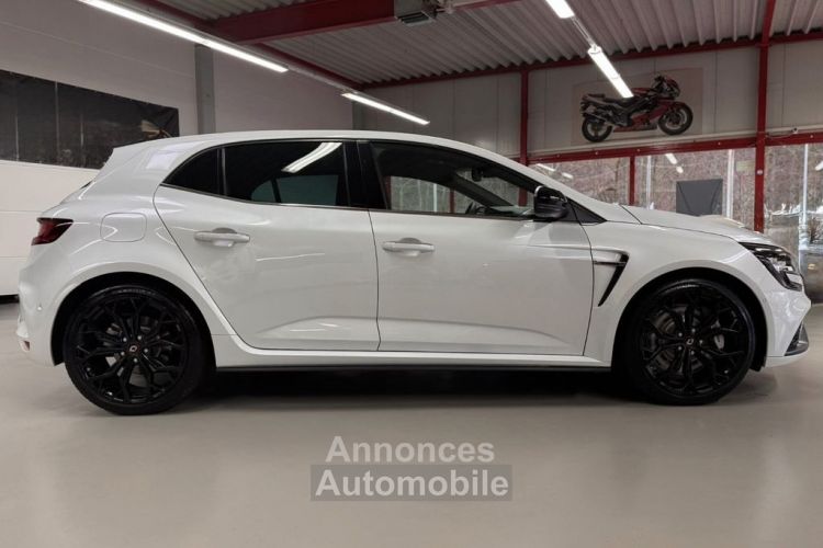 Renault Megane IV BERLINE TCe 280 EDC RS - <small></small> 37.900 € <small>TTC</small> - #2