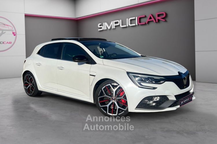 Renault Megane IV BERLINE TCe 300 EDC R.S. Trophy BLANC NACRÉ SUIVI COMPLET TOIT OUVRANT RS MONITOR BOSE CAMERA - <small></small> 42.390 € <small>TTC</small> - #1