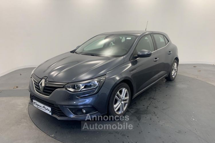 Renault Megane IV BUSINESS Berline TCe 115 FAP - <small></small> 15.790 € <small>TTC</small> - #1