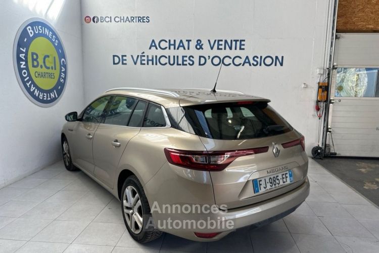 Renault Megane IV ESTATE 1.5 BLUE DCI 115CH BUSINESS EDC - <small></small> 14.990 € <small>TTC</small> - #3