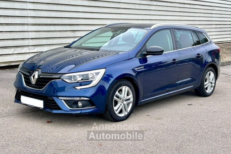 Renault Megane IV ESTATE 1.5 BLUE DCI 115CH LIMITED BLEU COSMOS - <small></small> 16.100 € <small>TTC</small> - #1