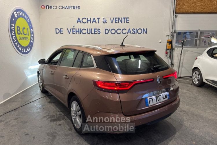 Renault Megane IV ESTATE 1.6 E-TECH PLUG-IN 160CH BUSINESS -21N - <small></small> 13.890 € <small>TTC</small> - #4