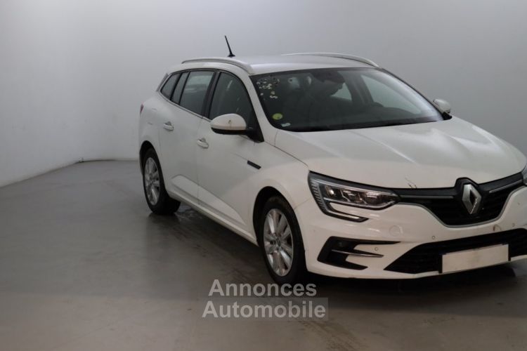 Renault Megane IV ESTATE Blue dCi 115 - 20 Business - <small></small> 12.490 € <small>TTC</small> - #23