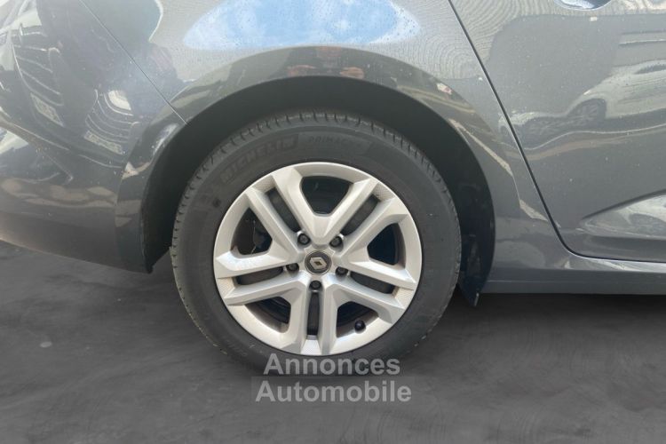 Renault Megane IV ESTATE BUSINESS lue dCi 115 BOITE AUTO AVEC ATTELAGE EDC Business - <small></small> 12.990 € <small>TTC</small> - #15