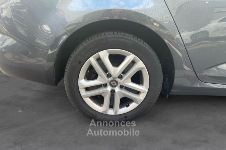 Renault Megane IV ESTATE BUSINESS lue dCi 115 BOITE AUTO AVEC ATTELAGE EDC Business - <small></small> 12.990 € <small>TTC</small> - #16