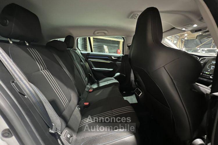 Renault Megane IV ESTATE Mégane IV Estate dCi 130 Energy Intens - <small></small> 14.590 € <small>TTC</small> - #18