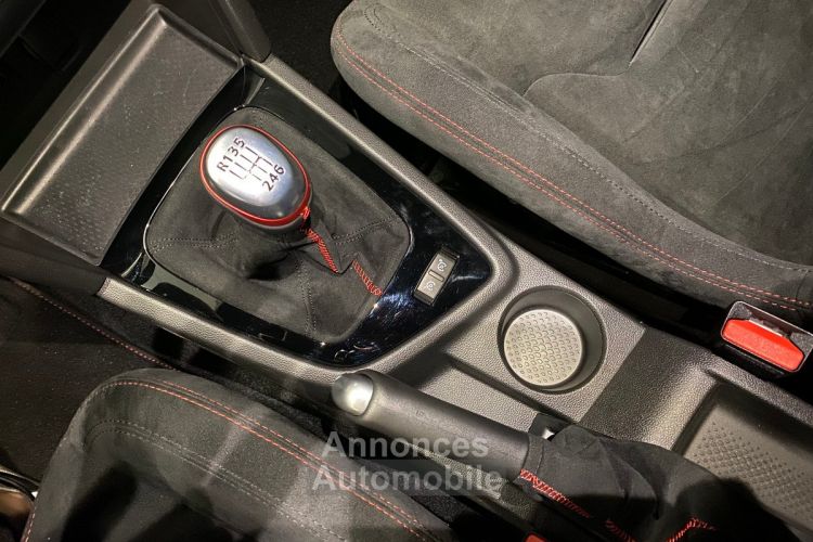 Renault Megane IV RS Trophy-R 1.8 T 300Ch 214/500 - 1ère main - Malus Payé - Origine France - <small></small> 68.990 € <small>TTC</small> - #16