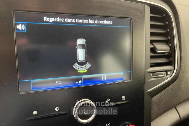 Renault Megane IV SOCIETE BLUE DCI 115 AIR NAV 2P - <small></small> 13.490 € <small>TTC</small> - #13