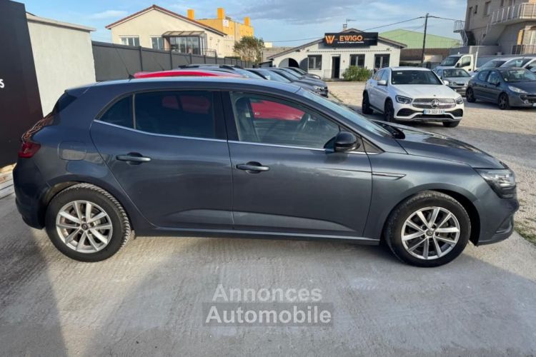 Renault Megane Mégane 130 LIMITED EDC BVA 1 ERE MAIN ET FULL ENTRETIEN - <small></small> 11.989 € <small>TTC</small> - #8