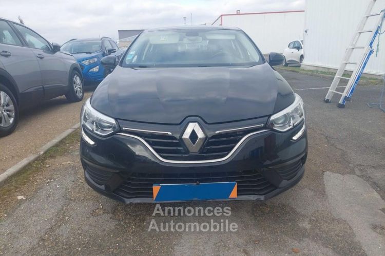 Renault Megane Mégane 1.5 Blue dCi - 95  IV Business - <small></small> 11.490 € <small>TTC</small> - #11