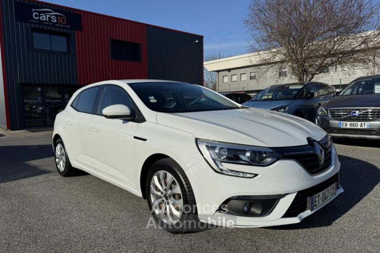 Renault Megane 1.5 dCi - 90 Life - <small></small> 10.990 € <small>TTC</small> - #2