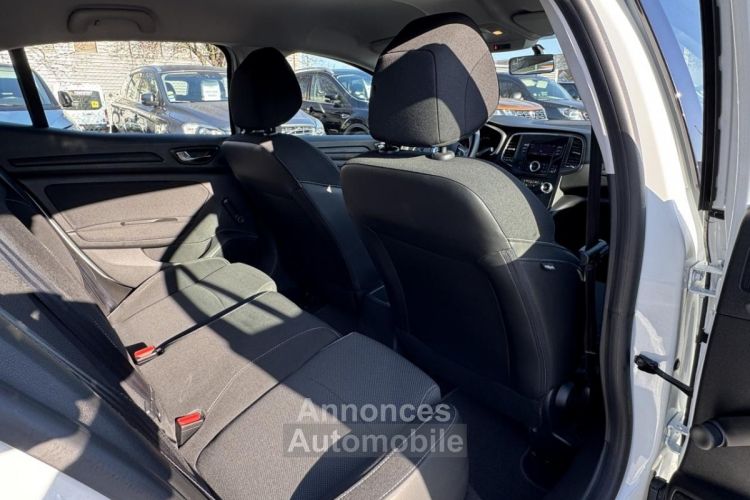 Renault Megane 1.5 dCi - 90 Life - <small></small> 10.990 € <small>TTC</small> - #12