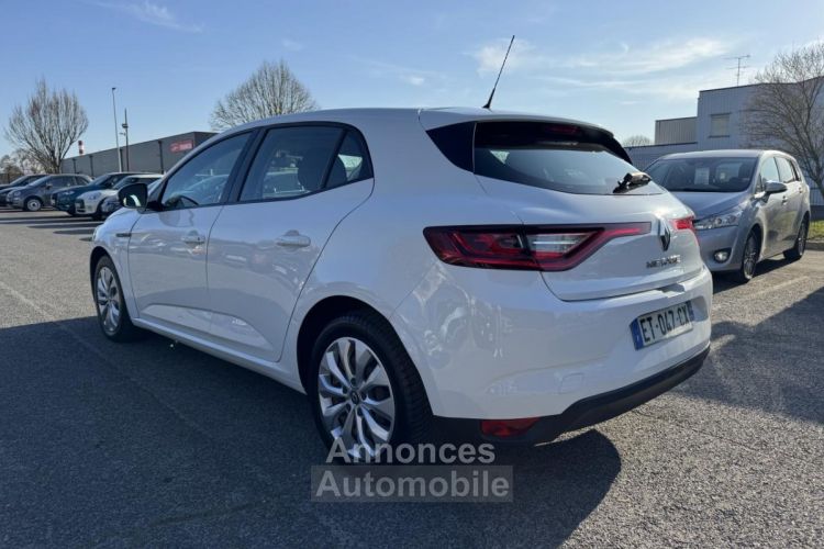 Renault Megane 1.5 dCi - 90 Life - <small></small> 10.990 € <small>TTC</small> - #17