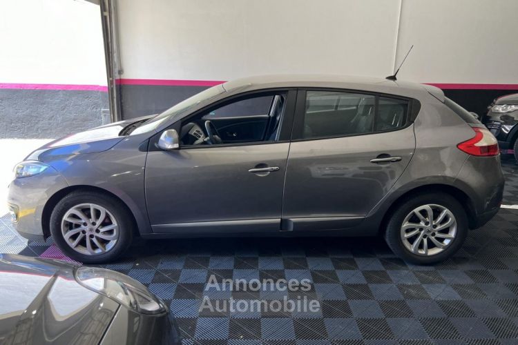 Renault Megane Mégane 1.5 dCi FAP - 90  III BERLINE TomTom Live PHASE 2 - <small></small> 4.990 € <small>TTC</small> - #4