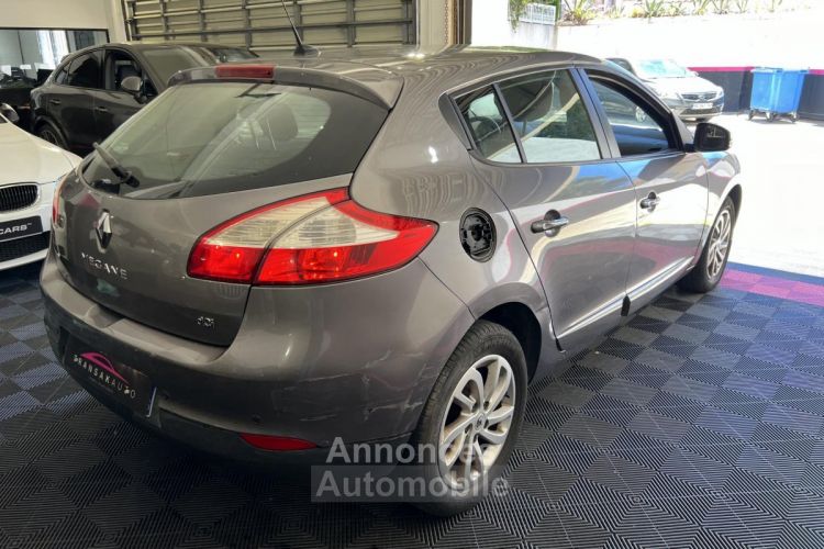 Renault Megane Mégane 1.5 dCi FAP - 90  III BERLINE TomTom Live PHASE 2 - <small></small> 4.990 € <small>TTC</small> - #7