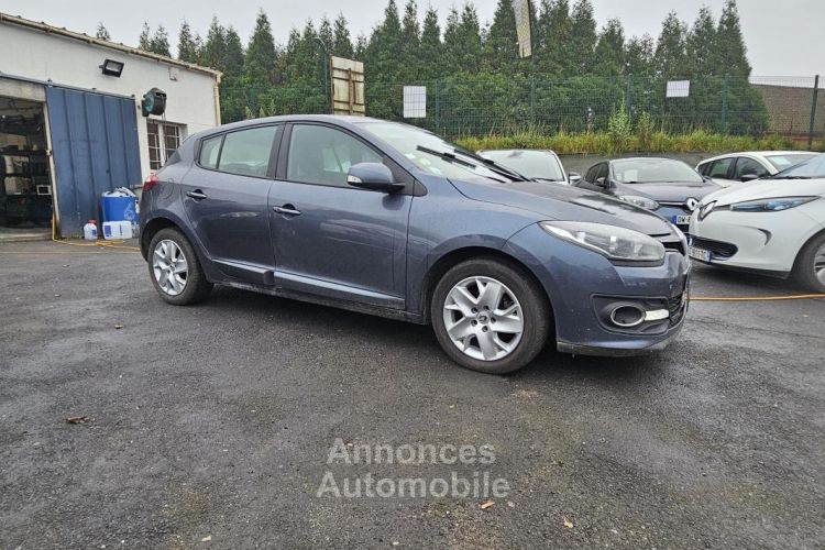 Renault Megane MÉGANE 1.5ldci 95cv business eco 2 (2015) - <small></small> 8.990 € <small>TTC</small> - #2