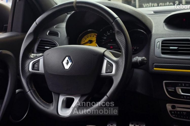 Renault Megane Mégane COUPE 2.0 250 RS REGULATEUR SIEGES CHAUFFANTS GARANTIE 6 MOIS - <small></small> 19.990 € <small>TTC</small> - #17