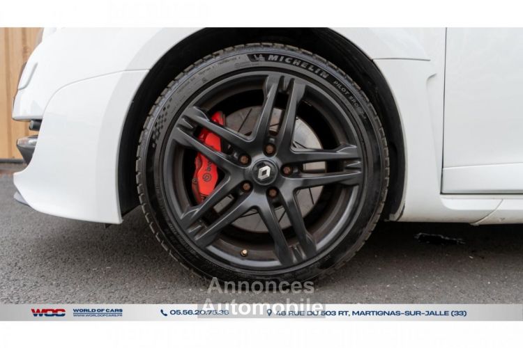 Renault Megane Mégane Coupé 2.0i 16V - 250 III COUPE R.S PHASE 1 - <small></small> 24.490 € <small>TTC</small> - #14