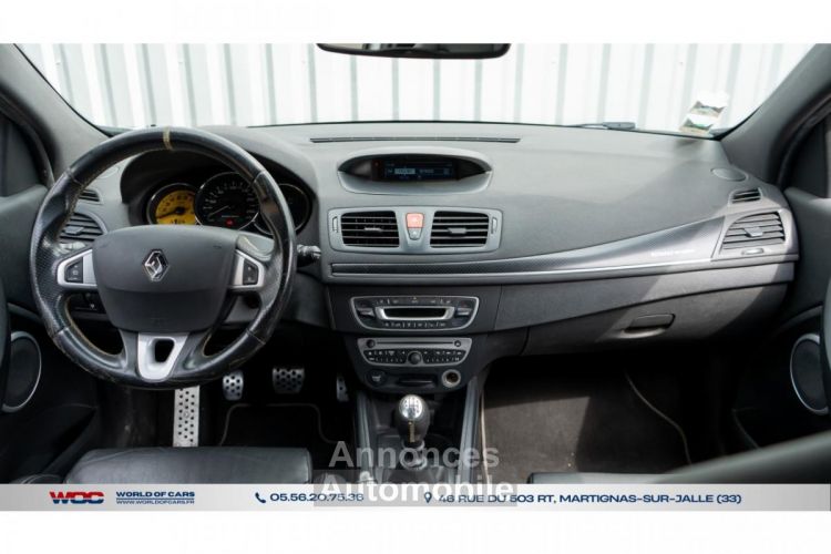 Renault Megane Mégane Coupé 2.0i 16V - 250 III COUPE R.S PHASE 1 - <small></small> 24.490 € <small>TTC</small> - #20