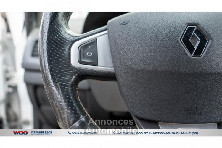 Renault Megane Mégane Coupé 2.0i 16V - 250 III COUPE R.S PHASE 1 - <small></small> 24.490 € <small>TTC</small> - #22