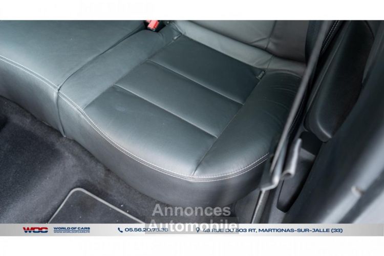 Renault Megane Mégane Coupé 2.0i 16V - 250 III COUPE R.S PHASE 1 - <small></small> 24.490 € <small>TTC</small> - #40