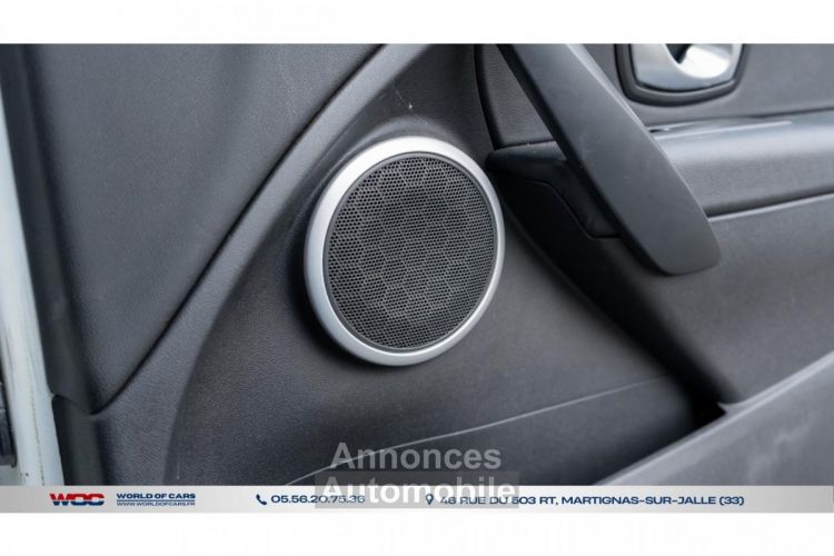 Renault Megane Mégane Coupé 2.0i 16V - 250 III COUPE R.S PHASE 1 - <small></small> 24.490 € <small>TTC</small> - #57