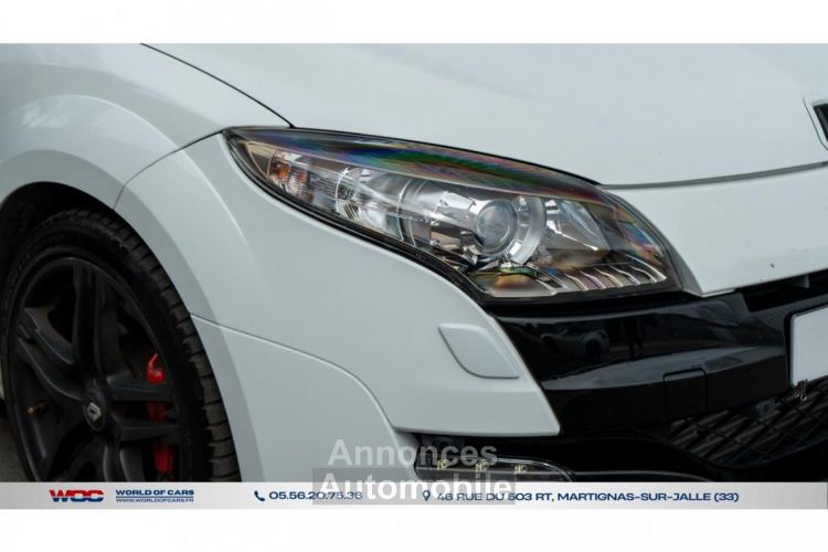 Renault Megane Mégane Coupé 2.0i 16V - 250 III COUPE R.S PHASE 1 - <small></small> 24.490 € <small>TTC</small> - #61