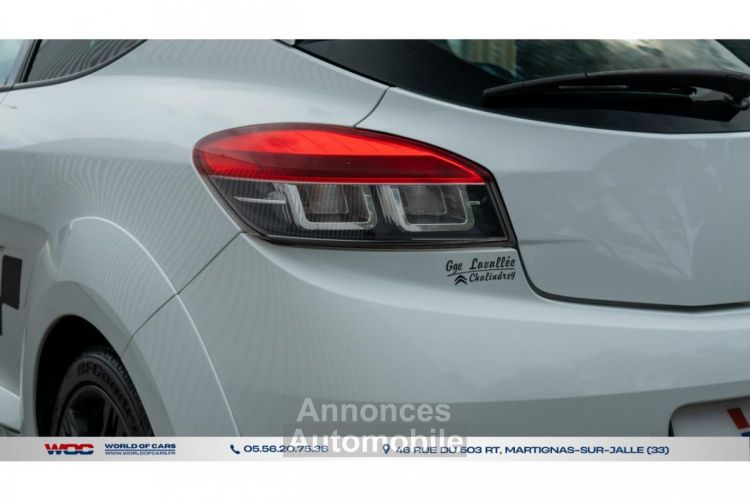 Renault Megane Mégane Coupé 2.0i 16V - 250 III COUPE R.S PHASE 1 - <small></small> 24.490 € <small>TTC</small> - #65