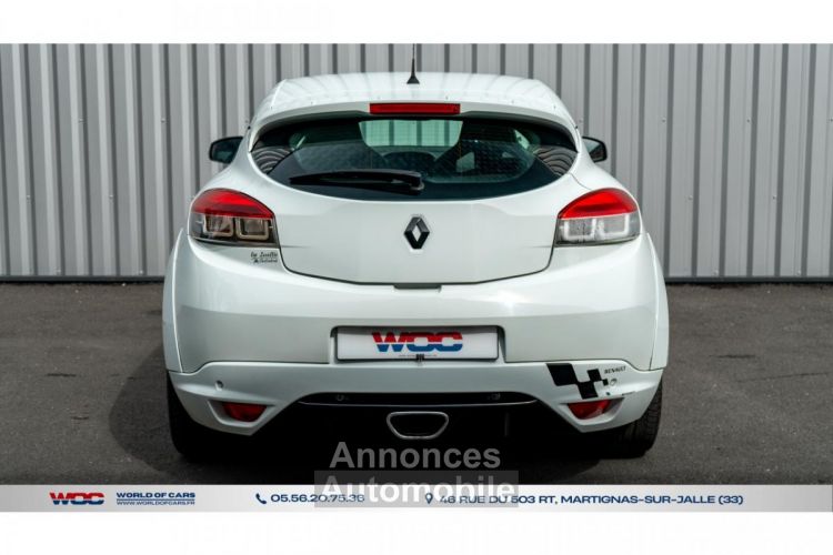 Renault Megane Mégane Coupé 2.0i 16V - 250 III COUPE R.S PHASE 1 - <small></small> 24.490 € <small>TTC</small> - #70