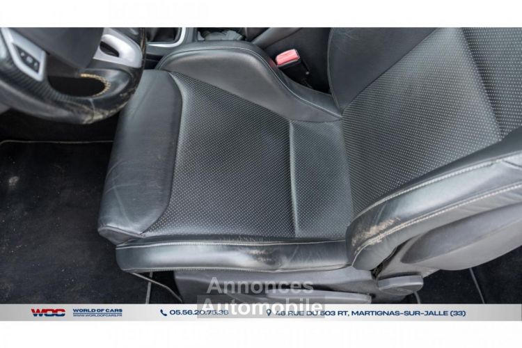 Renault Megane Mégane Coupé 2.0i 16V - RS / CHASSIS CUP / RECARO CUIR / RS MONITOR - <small></small> 24.490 € <small>TTC</small> - #47