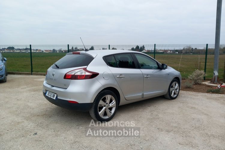 Renault Megane RENAULT MEGANE 3 PHASE 2 1. DCI 110 LIMITED - <small></small> 7.200 € <small>TTC</small> - #7