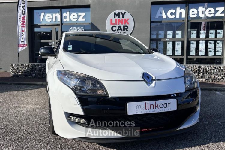 Renault Megane RS Trophy Coupé 2.0i 16V 265 III - <small></small> 25.890 € <small>TTC</small> - #4