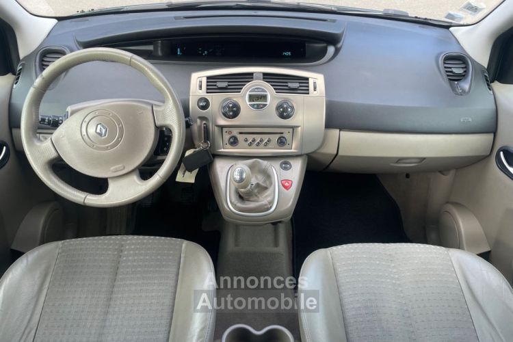 Renault Megane SCENIC II 2.0i 16V 135CV - <small></small> 3.990 € <small>TTC</small> - #6