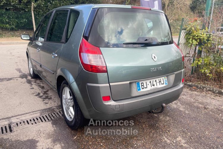 Renault Megane SCENIC II 2.0i 16V 135CV - <small></small> 3.990 € <small>TTC</small> - #11